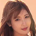 新村あかり